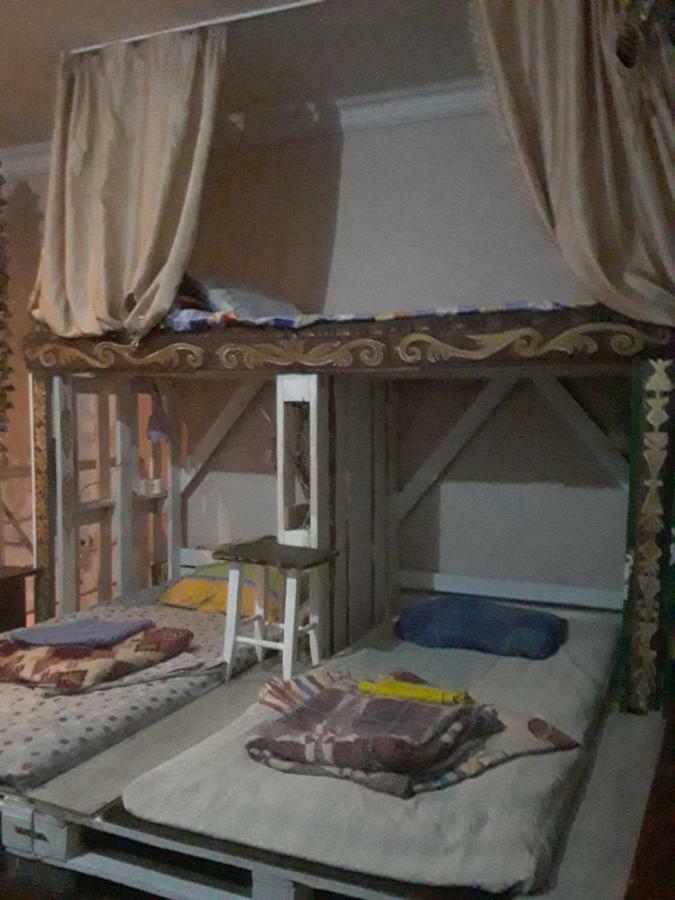 Hostel Retro Batumi Zewnętrze zdjęcie